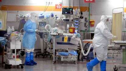 מחלקת טיפול נמרץ קורונה בשיבא תל השומר. | יוסי זליגר