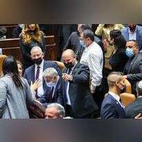 ראש הממשלה נפתלי בנט בדיון על חוק החשמל. | יונתן זינדל/פלאש90 ראש הממשלה נפתלי בנט בדיון על חוק החשמל. | יונתן זינדל/פלאש90