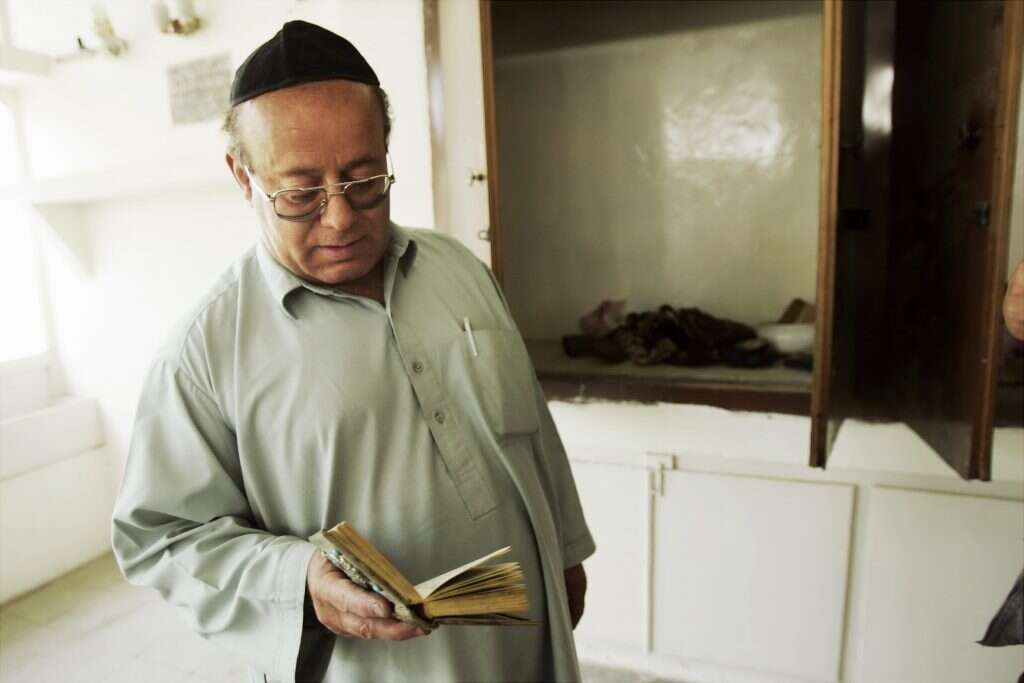 "אולי הצלנו את חייו ואולי את אשתו". זבולון סימן־טוב, סרבן גט והיהודי האחרון שהתגורר באפגניסטן. | גטי אימג'ס