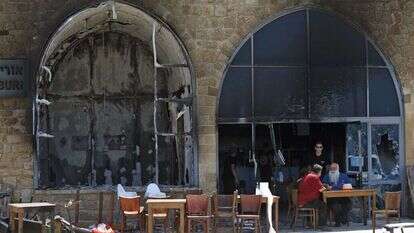 מסעדת אורי בורי בעכו, שהוחרבה בפרעות "שומר החומות". | גטי אימג'ס מסעדת אורי בורי בעכו, שהוחרבה בפרעות "שומר החומות". | גטי אימג'ס