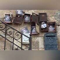 עלוני הסברה שחילקו פעילים בשכונת מאה שערים עלוני הסברה שחילקו פעילים בשכונת מאה שערים