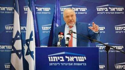 ליברמן בישיבת סיעה, | אוליבייה פיטוסי, פלאש 90