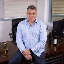 אבי קורנפלד. | אריק סולטן