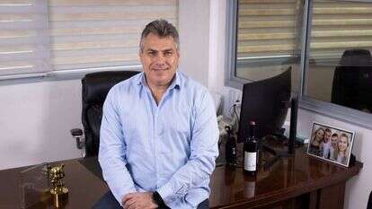 אבי קורנפלד. | אריק סולטן