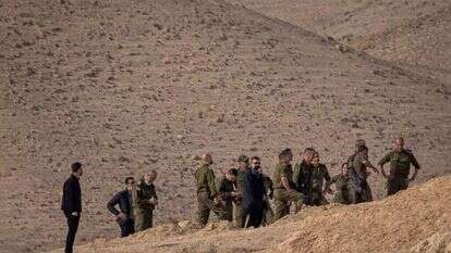 הרמטכ"ל והקצינים הבכירים במקום האסון. | יונתן זינדל, פלאש 90