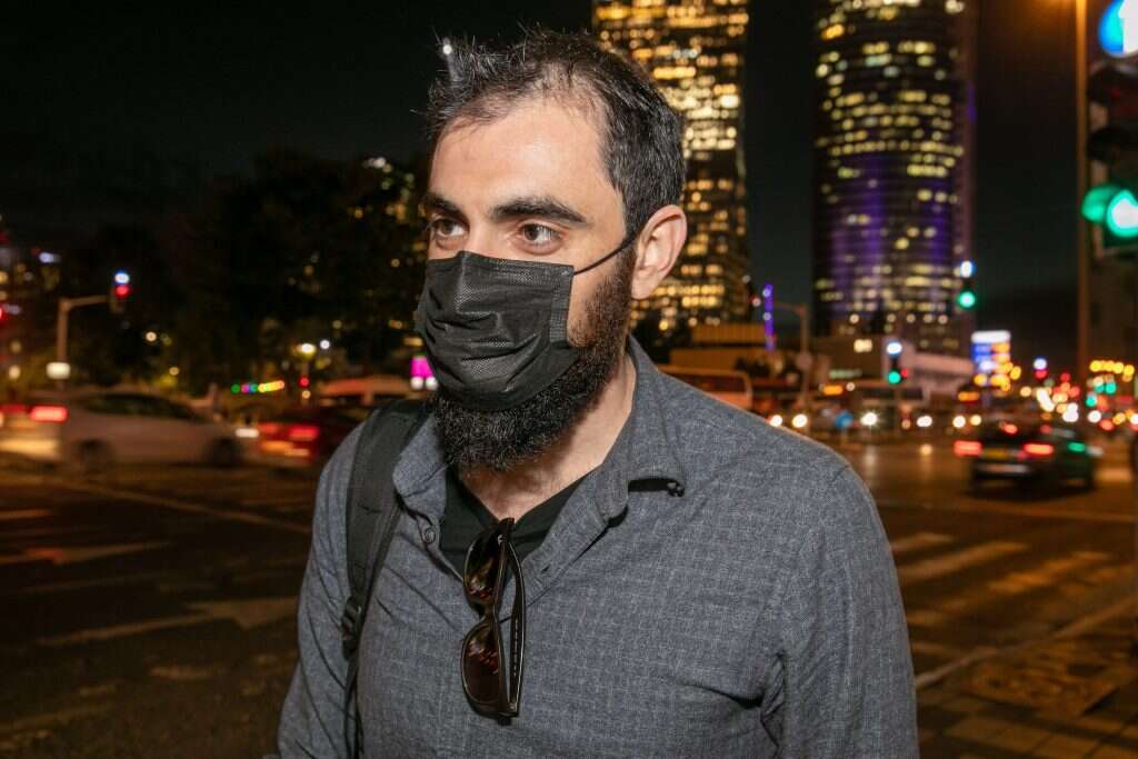 אנדריי. | יוסי אלוני אנדריי. | יוסי אלוני