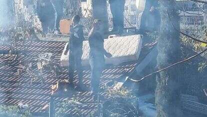 הבעירו מזרונים והתבצרו. ניסיון הפינוי בשייח' ג'ראח. | דוברות המשטרה