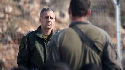 הרמטכ"ל אביב כוכבי. | דו"צ