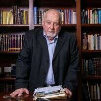 פרופ' מישל רבל. | יוסי אוני