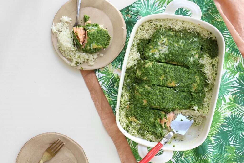 סלמון, אורז ועשבי תיבול. | אפרת ליכטנשטט