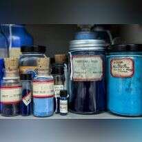 במספרים מופיע של קוד הRGB של כל גוון - ההרכב שלו בשלושה צבעים, אדום, ירוק וכחול (משמאל לימין)