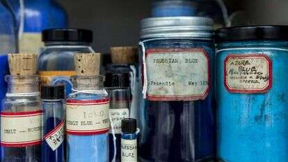 במספרים מופיע של קוד הRGB של כל גוון - ההרכב שלו בשלושה צבעים, אדום, ירוק וכחול (משמאל לימין)