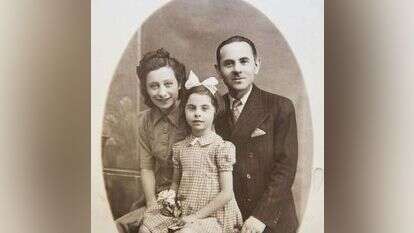 באדיבות המצולמת מתוך האוסף המשפחתי