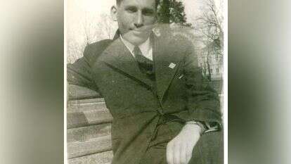 קומץ לוחמים שביצעו עשרות פעולות נועזות. אברהם שטרן (יאיר), 1934. | באדיבות מכון ז'בוטינסקי בישראל