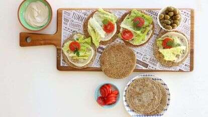 טורטיות פשתן. | אפרת ליכטנשטט טורטיות פשתן. | אפרת ליכטנשטט