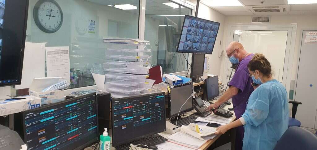 ד"ר בוריס סבירסקי, מנהל מחלקת כתר ד' בבית החולים לגליל בנהריה. | יאיר קראוס