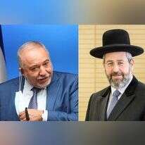 הרב דוד לאו ואביגדור ליברמן. צילומים: אבישג שאר ישוב, עמית שאבי