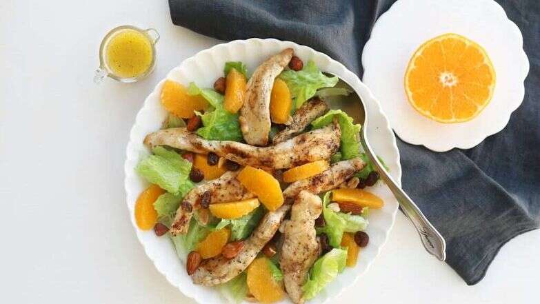 סלט קלמנטינות וחזה עוף. | אפרת ליכטנשטט