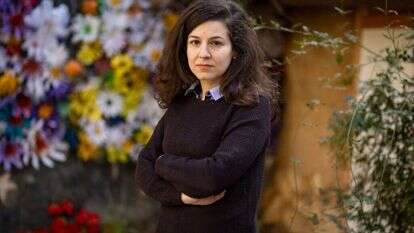 נועה שקרג'י. | אריק סולטן