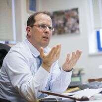 עו"ד רז נזרי. | יונתן זינדל, פלאש 90