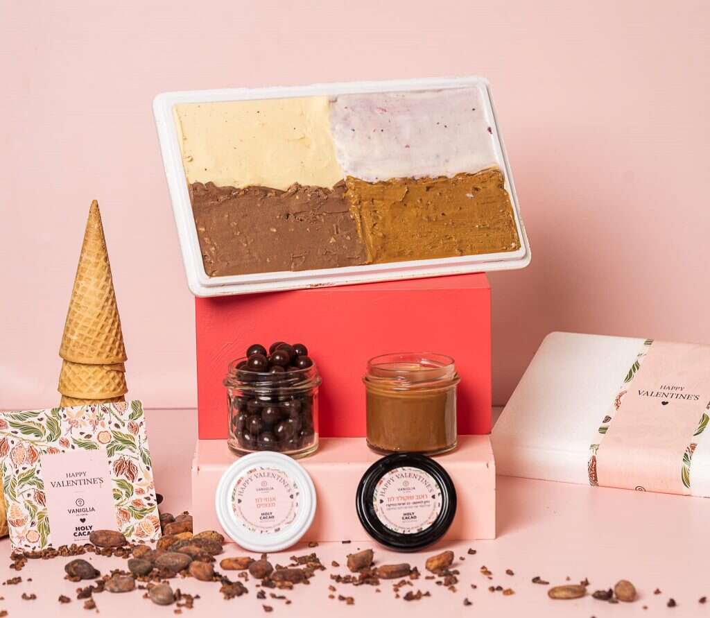 מארז ולנטיין של רשת וניליה והולי קקאו. | שירן כהן שי