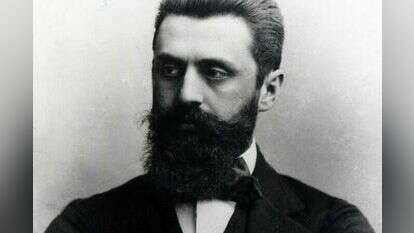 מתוך ההצגה "הגטו החדש". | ואדים ירוחין