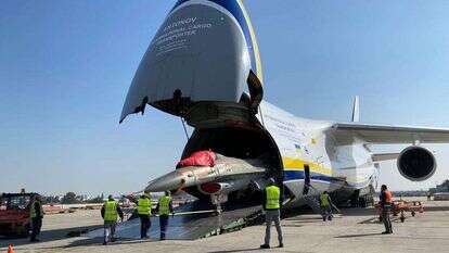 מטוסי קרב של חיל האוויר מועברים לארצות הברית. | משרד הביטחון