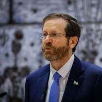 הנשיא יצחק הרצוג. | אוליבייה פיטוסי פלאש90