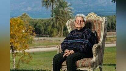 יפה חלמיש. | ברוך גרינברג