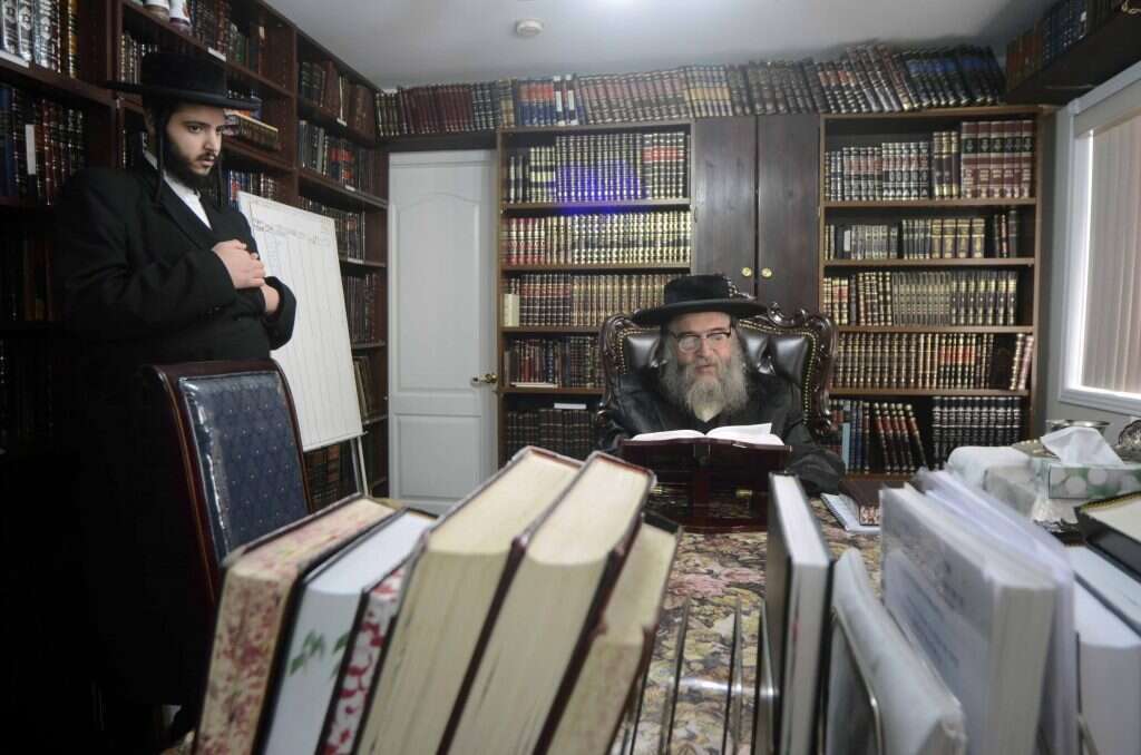 שטיפה אידיאולוגית וסגפנות. הלברנץ. | שי פוגלמן