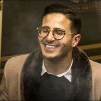 "נוכל הטינדר". | מסך מהטריילר