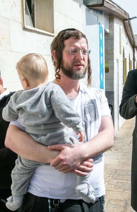 אלכסנדר. | יוסי אלוני