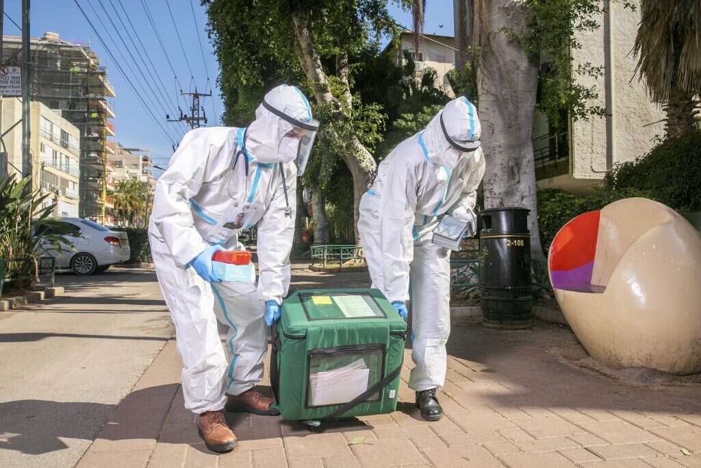 מגיעים על כל הציוד. | יוסי אלוני מגיעים על כל הציוד. | יוסי אלוני