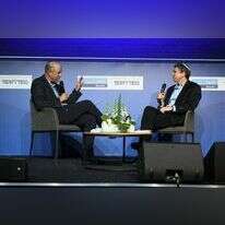 הרב חיים נבון ומיכה גודמן בוועידת מקור ראשון. | שריה דיאמנט