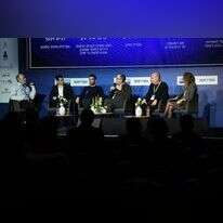 פאנל "האור בקצה המנהרה". | שריה דיאמנט