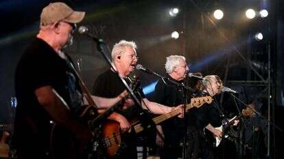 הביאו את השפה המדוברת לפזמונאות. להקת כוורת במופע האיחוד, 2019. | גיל יערי, פלאש 90