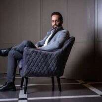 בניהו יום–טוב. | אריק סולטן