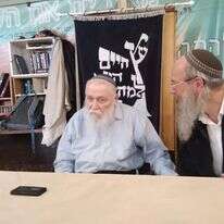 הרב דרוקמן בישיבת חומש. | ישיבת חומש