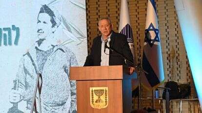 בני גנץ. | אריאל חרמוני, משרד הביטחון