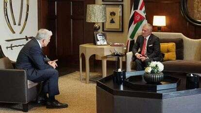 מלך ירדן עבדאללה ושר החוץ יאיר לפיד בפגישתם בחודש שעבר ברבת עמון. | AFP