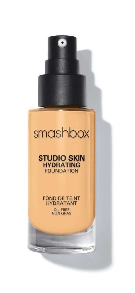 ‎Hydrating Studio Skin של סמאשבוקס. | יח חול