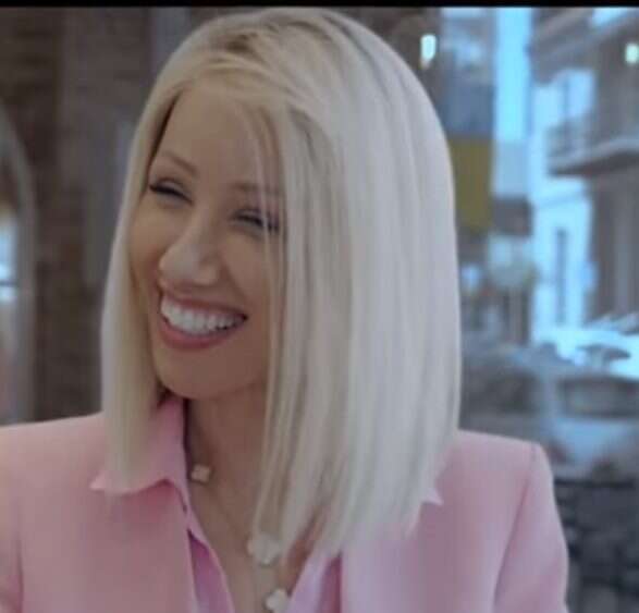 ללוות את המסע. ג'ודי שלו. | מסך