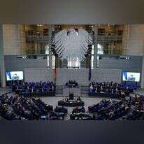 זלנסקי נואם בפני הפרלמנט הגרמני. | EPA