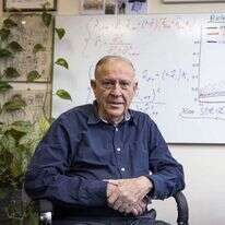 פרופ' דני פפרמן. | אוליבייה פיטוסי, פלאש 90