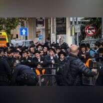 הלווית הרב קנייבסקי בבני ברק. | יונתן זינדל, פלאש 90