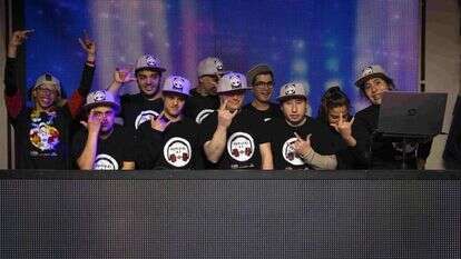 יונתן זינדל, פלאש 90