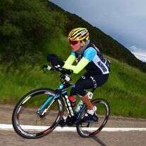 לאה גולדשטיין. | Vic Armijo