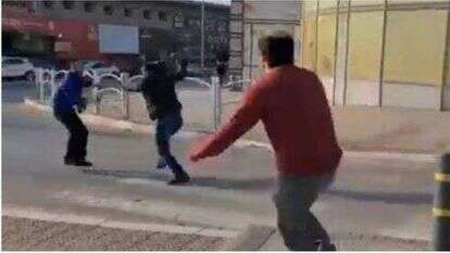 מסך מתוך הסרטון המתעד את הירי במחבל בבאר שבע מסך מתוך הסרטון המתעד את הירי במחבל בבאר שבע