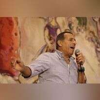 אביהו מדינה באירוע הדלקת נר חנוכה באולם שאגאל בכנסת. 2016. | דוברות הכנסת, נועם ריבקין פנטון