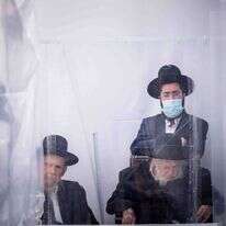 משבר הקורונה חשף גם את הפערים בין השניים. הרב קניבסקי והרב אדלשטיין, דצמבר 2020. | יונתן זינדל - פלאש 90